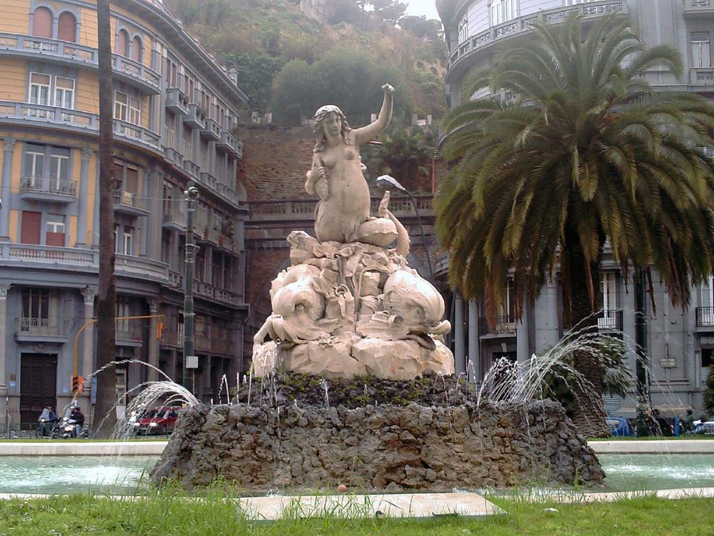 Casa Vacanze Sannazzaro 70 Napoli Exterior foto